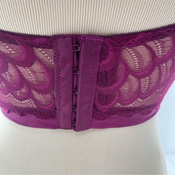 Daisy Fuentes Lace Pushup Long Line Bra Size 34B - Picture 7 of 12